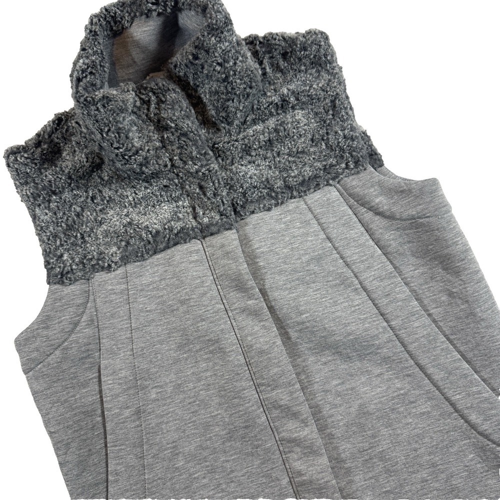 The North Face Shelbe Raschel‎ Fleece Vest Womens Medium Gray Full Zip Softshell